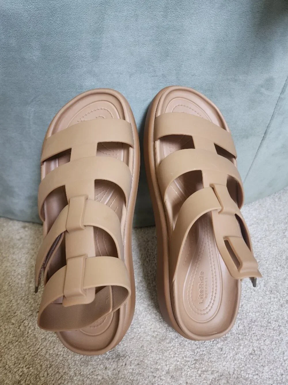 Crocs Brooklyn Luxe Gladiator Sandal  | Women's 11 | New | Missing Strap